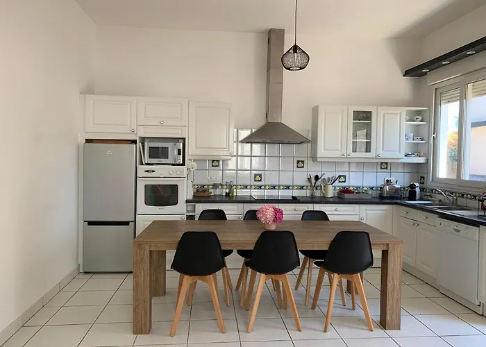 Grande Maison Bord De